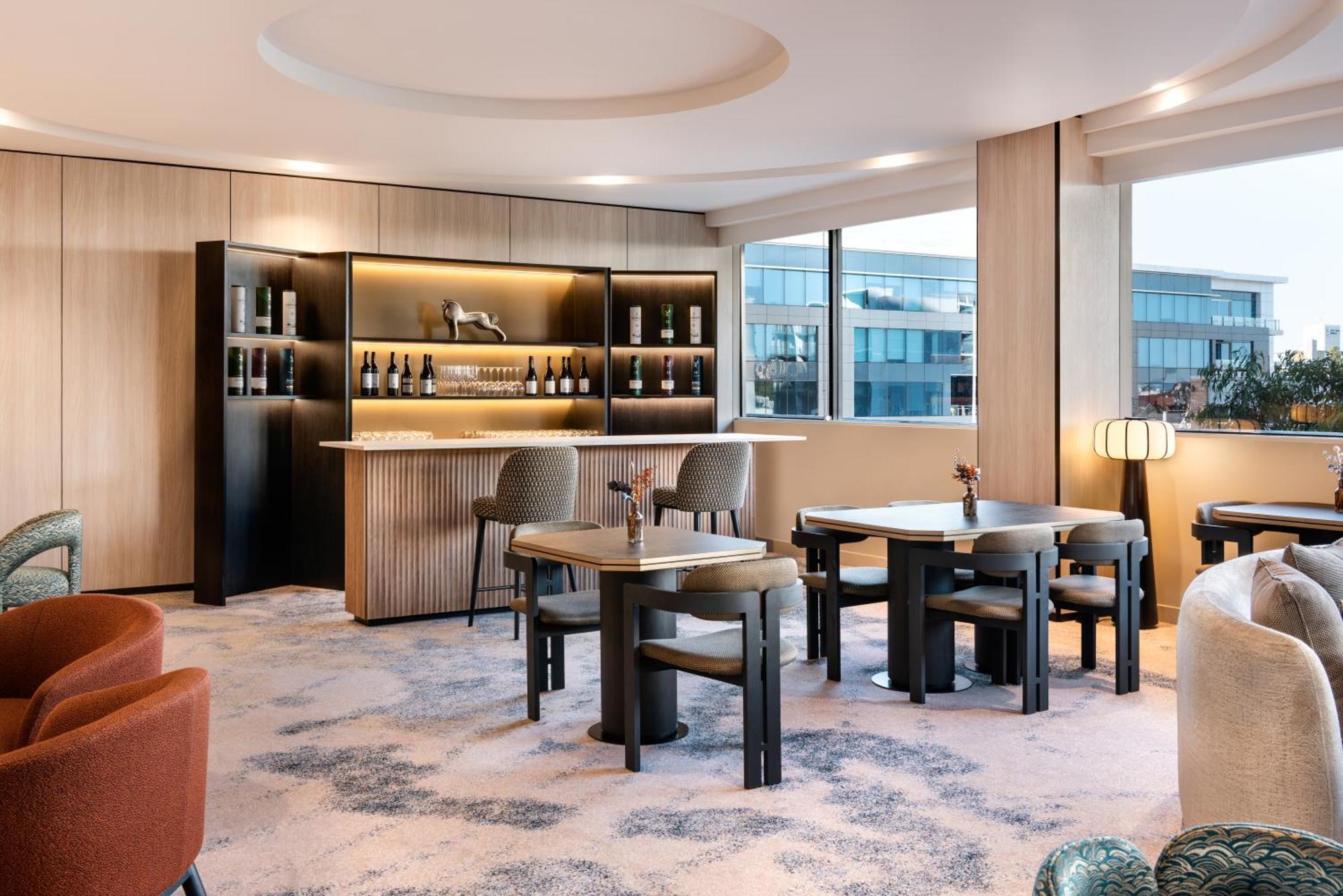 Hotel Pan Pacific Perth Exterior foto The Club lounge at London Heathrow Airport